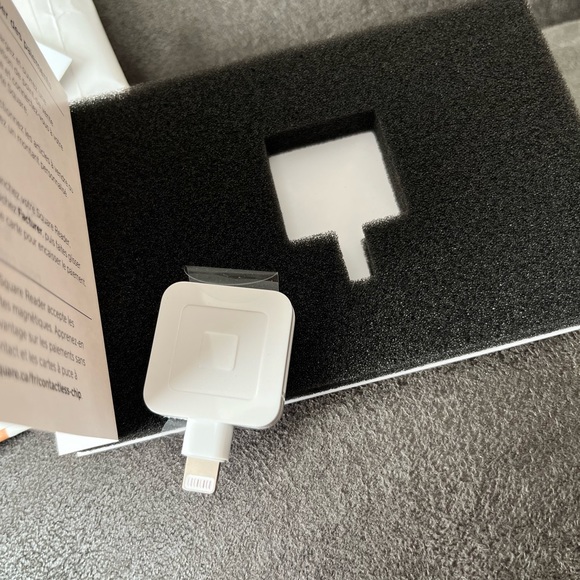 Square Reader for iPhone - Picture 3 of 3